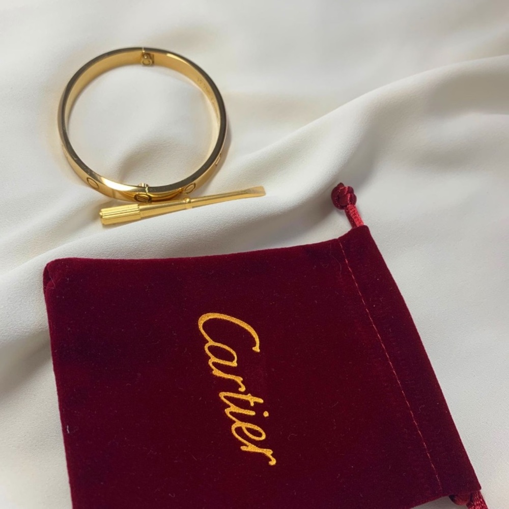 Women’s Cartier bracelet